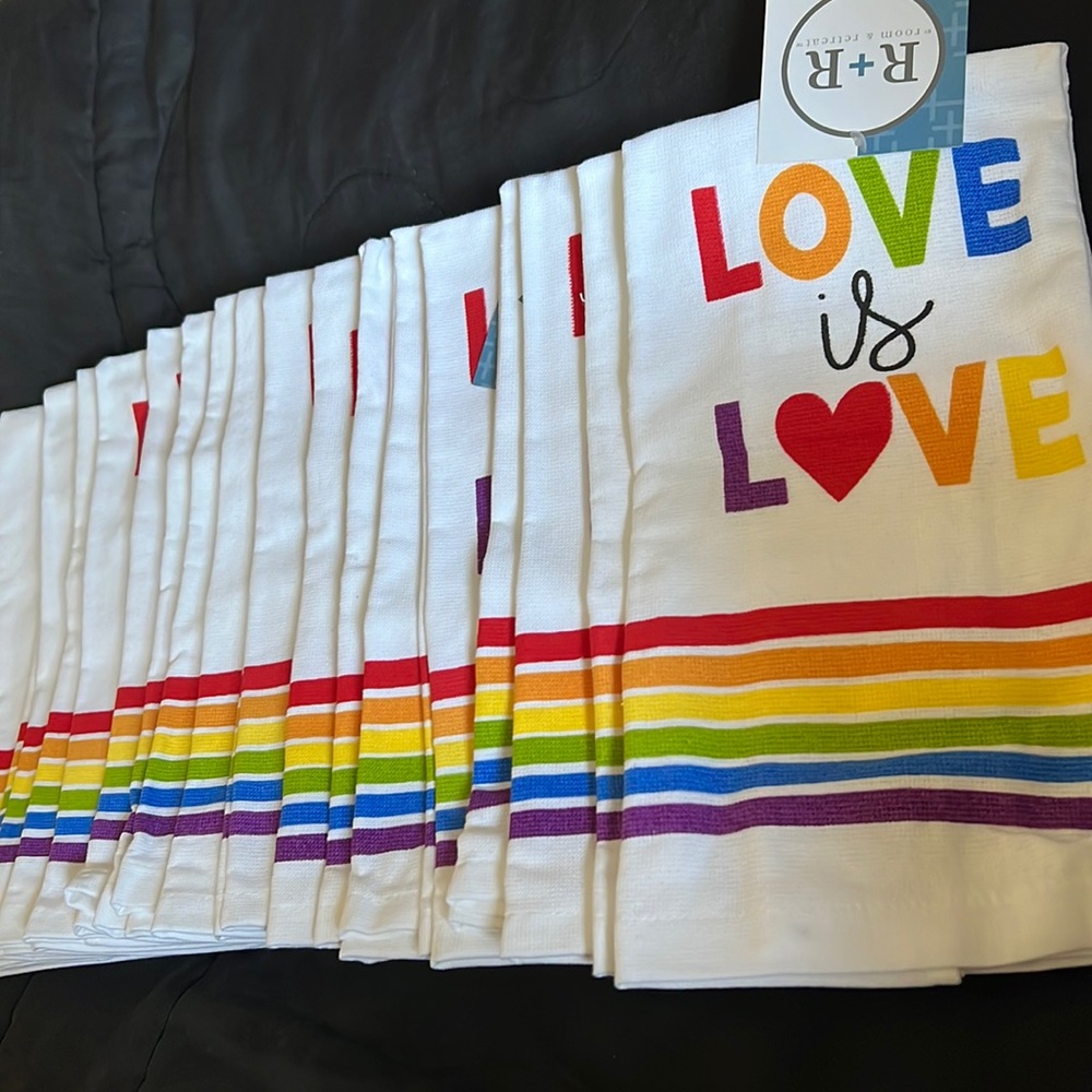 NWT R+R  18pc “Love Is Love” Rainbow Kitchen Pride Towels (16x26in)